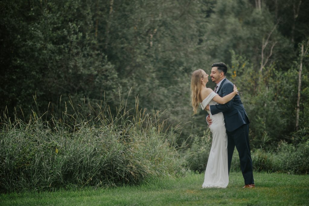 A Picture-Perfect Wedding at Devonian Botanical Garden