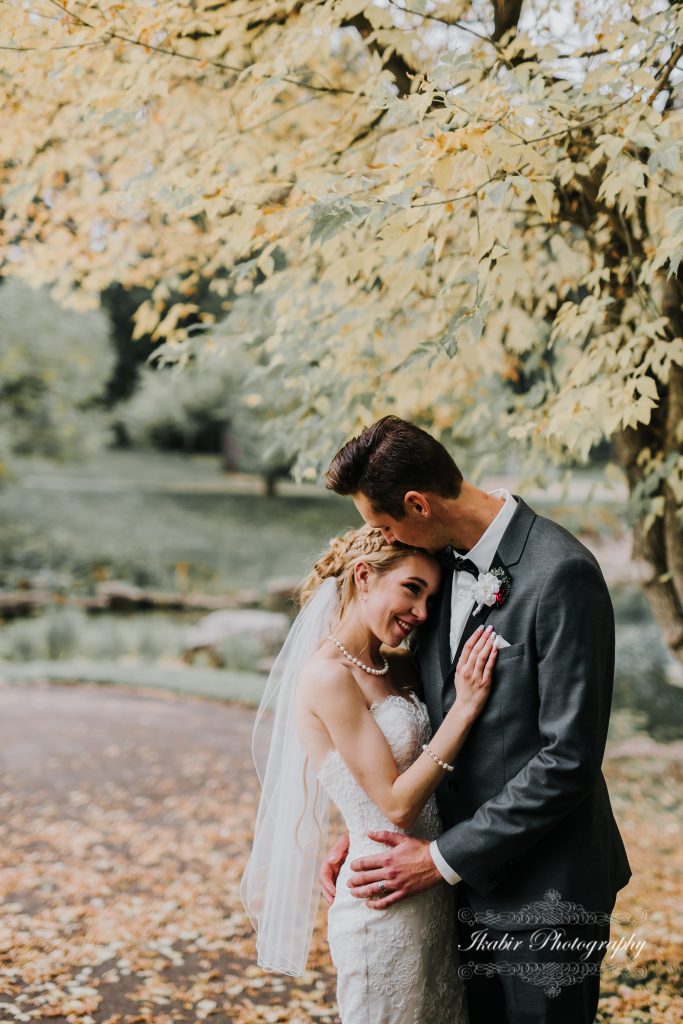 Fall Wedding at Devonian Botanical Garden